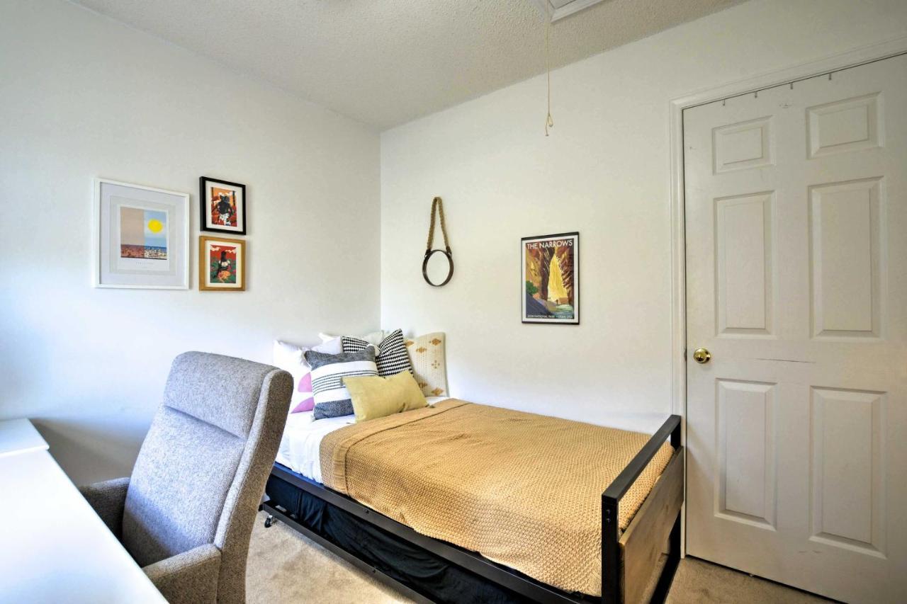 Home With Outdoor Oasis In Downtown Raleigh! Buitenkant foto